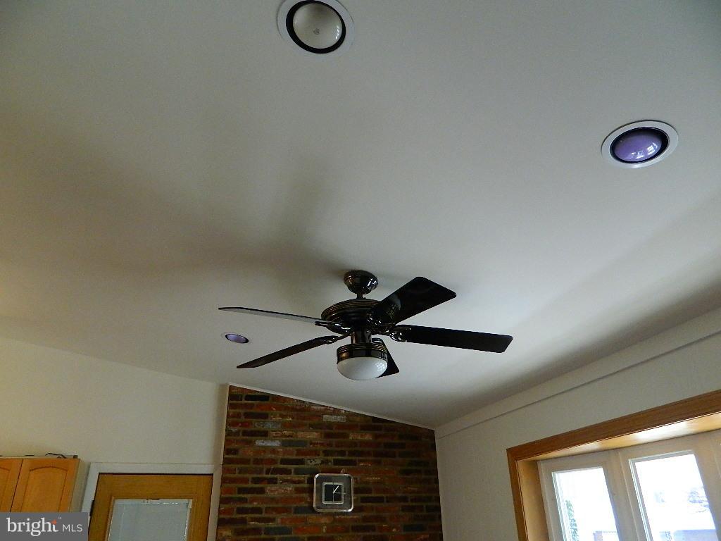 9 Marigold Court Silver Spring, MD 20906 - Photo 14 of 73 Gallery Image 14