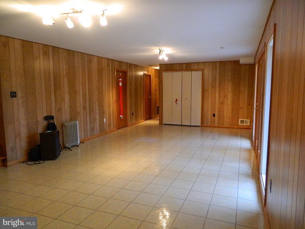 9 Marigold Court Silver Spring, MD 20906 - Photo 46 of 73 Gallery Image 46