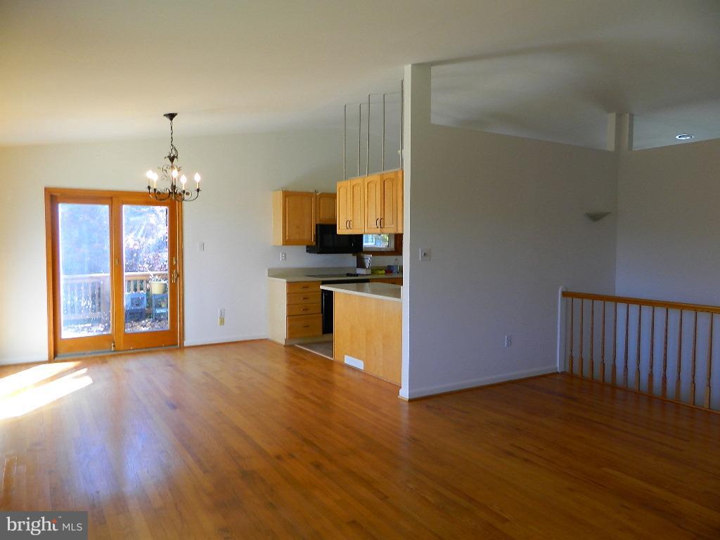 9 Marigold Court Silver Spring, MD 20906 - Photo 6 of 73 Gallery Image 6