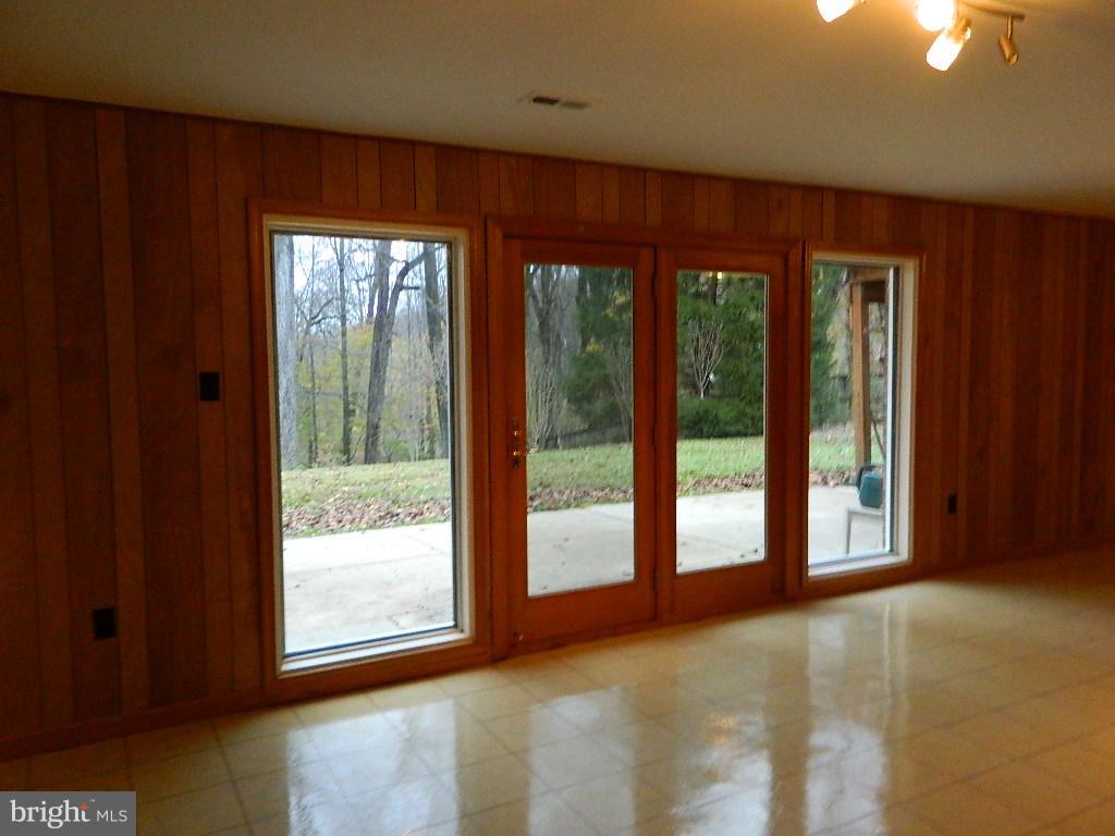 9 Marigold Court Silver Spring, MD 20906 - Photo 51 of 73 Gallery Image 51
