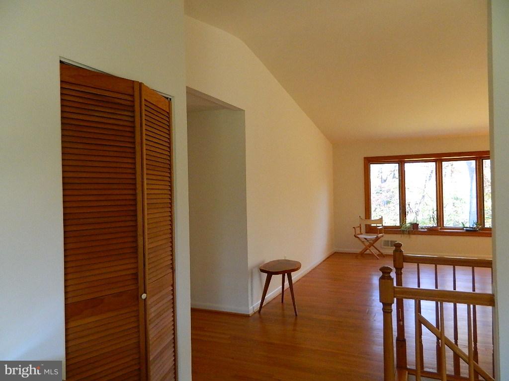 9 Marigold Court Silver Spring, MD 20906 - Photo 7 of 73 Gallery Image 7