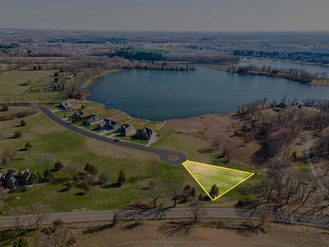 $32,000 | 45 Coronado Drive, Jackson, MI 49201