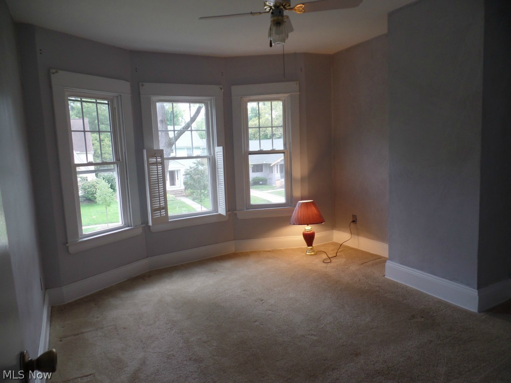3075 Corydon Road Cleveland, OH 44118 - Photo 10 of 21