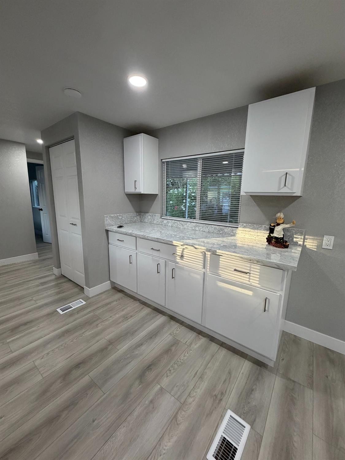 10035 Mills Station Road, Unit 65 Rancho Cordova, CA 95827 - Photo 13 of 15 Gallery Image 13