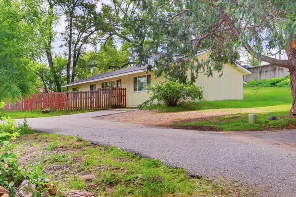 $399,000 | 17292 Penn Valley Drive, Penn Valley, CA 95946