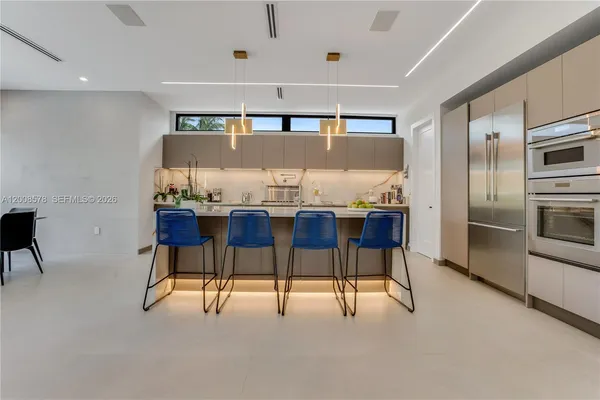 $3,650,000 | 8826 Froude Avenue, Surfside, FL 33154