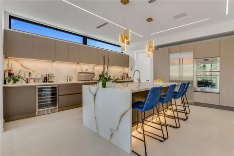 $3,650,000 | 8826 Froude Avenue, Surfside, FL 33154