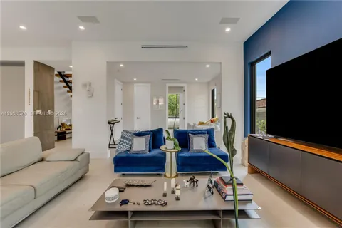 $3,650,000 | 8826 Froude Avenue, Surfside, FL 33154