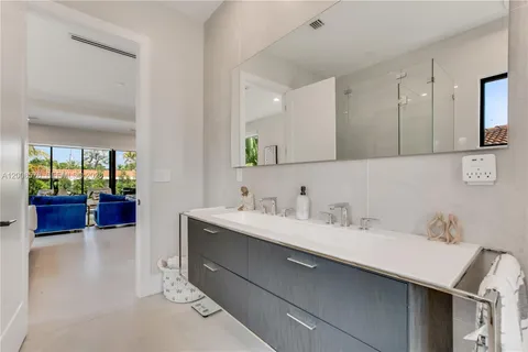 $3,650,000 | 8826 Froude Avenue, Surfside, FL 33154