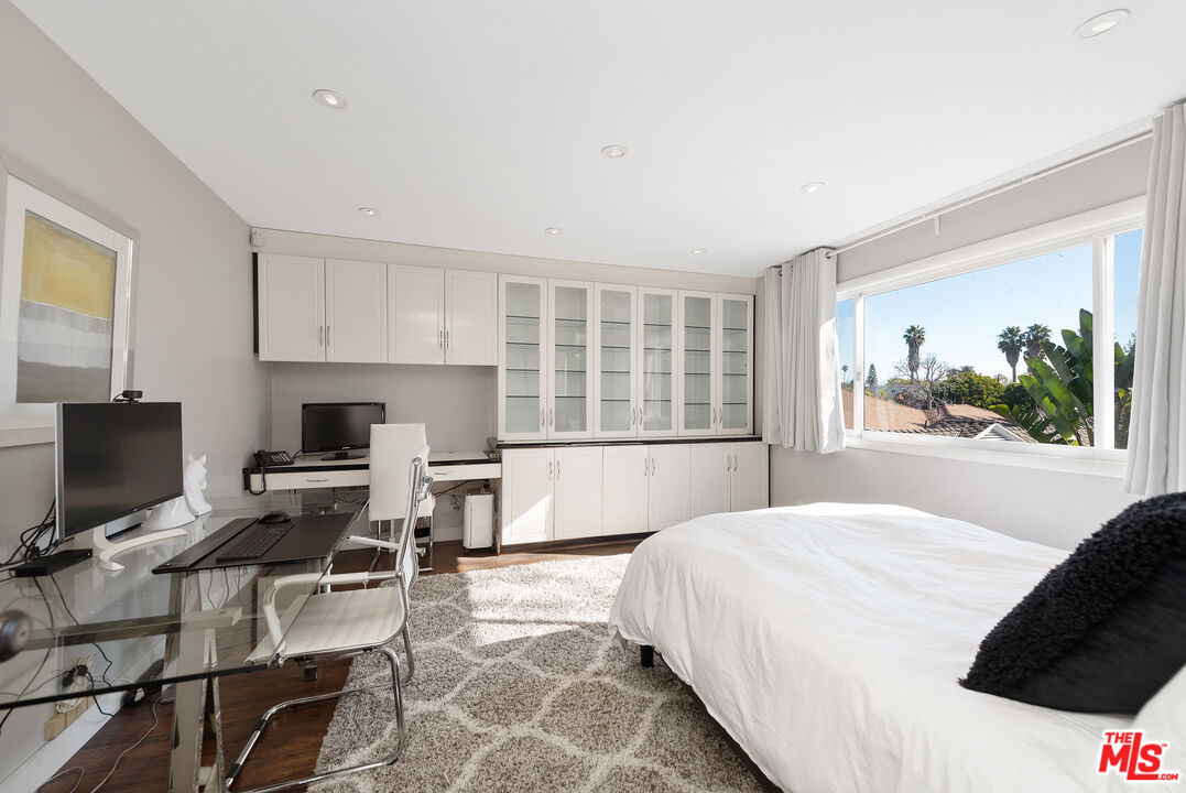 3245 Provon Lane Los Angeles, CA 90034 - Photo 22 of 26