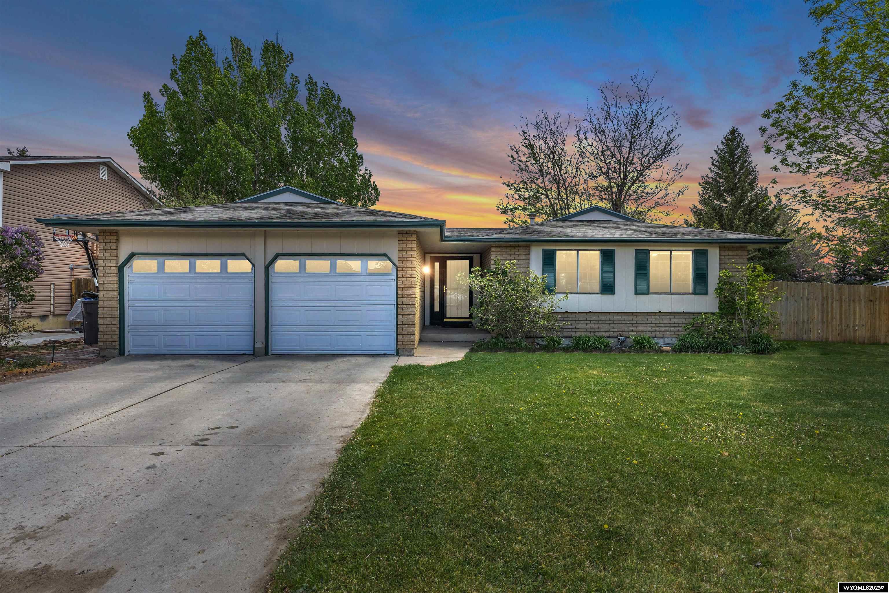 2424 Sierra Road Rock Springs, WY 82901 - Photo 1 of 1