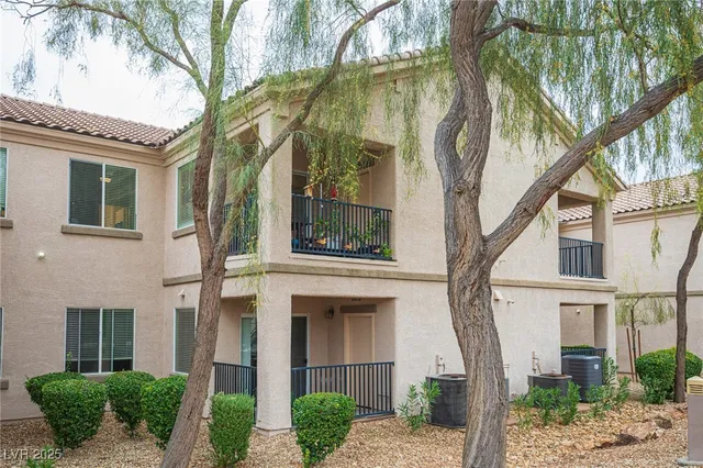 $289,999 | 4705 Apulia Drive, Unit 203, North Las Vegas, NV 89084