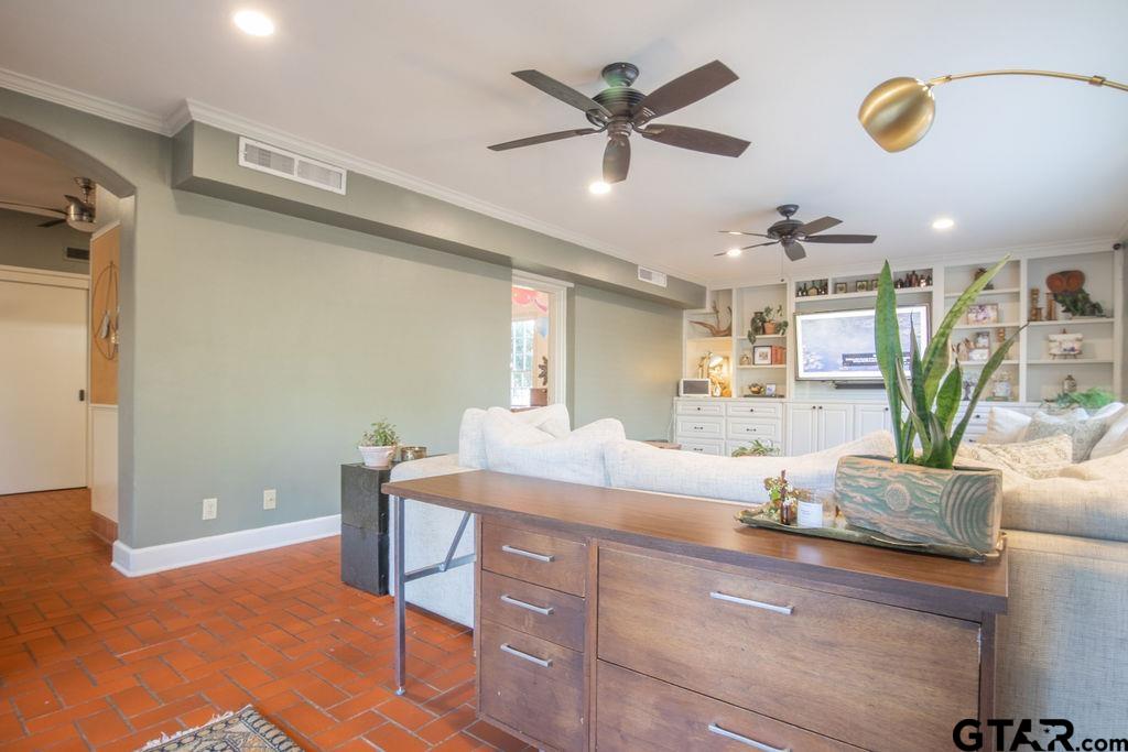 401 East 3rd Street Tyler, TX 75701 - Photo 32 of 47