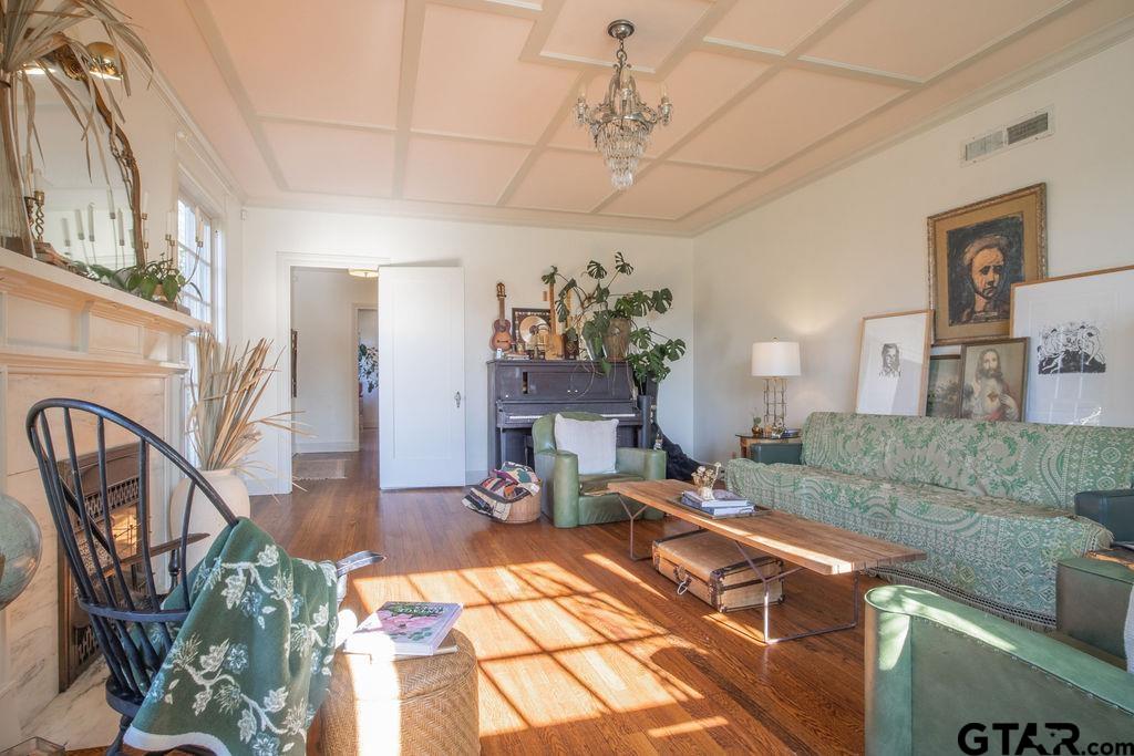 401 East 3rd Street Tyler, TX 75701 - Photo 5 of 47