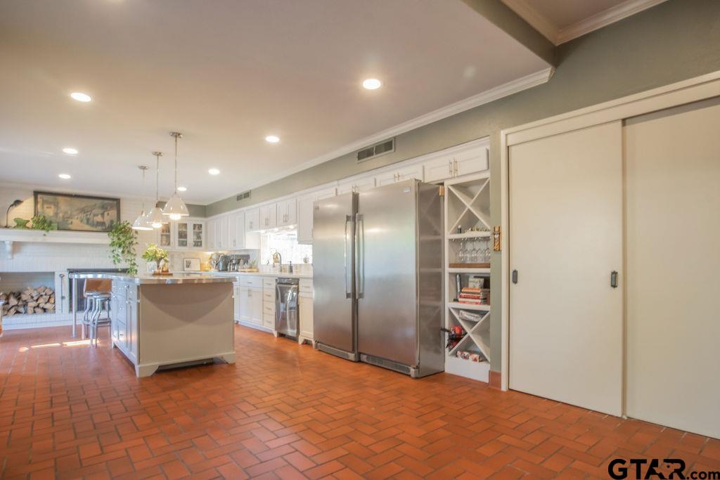 401 East 3rd Street Tyler, TX 75701 - Photo 6 of 47