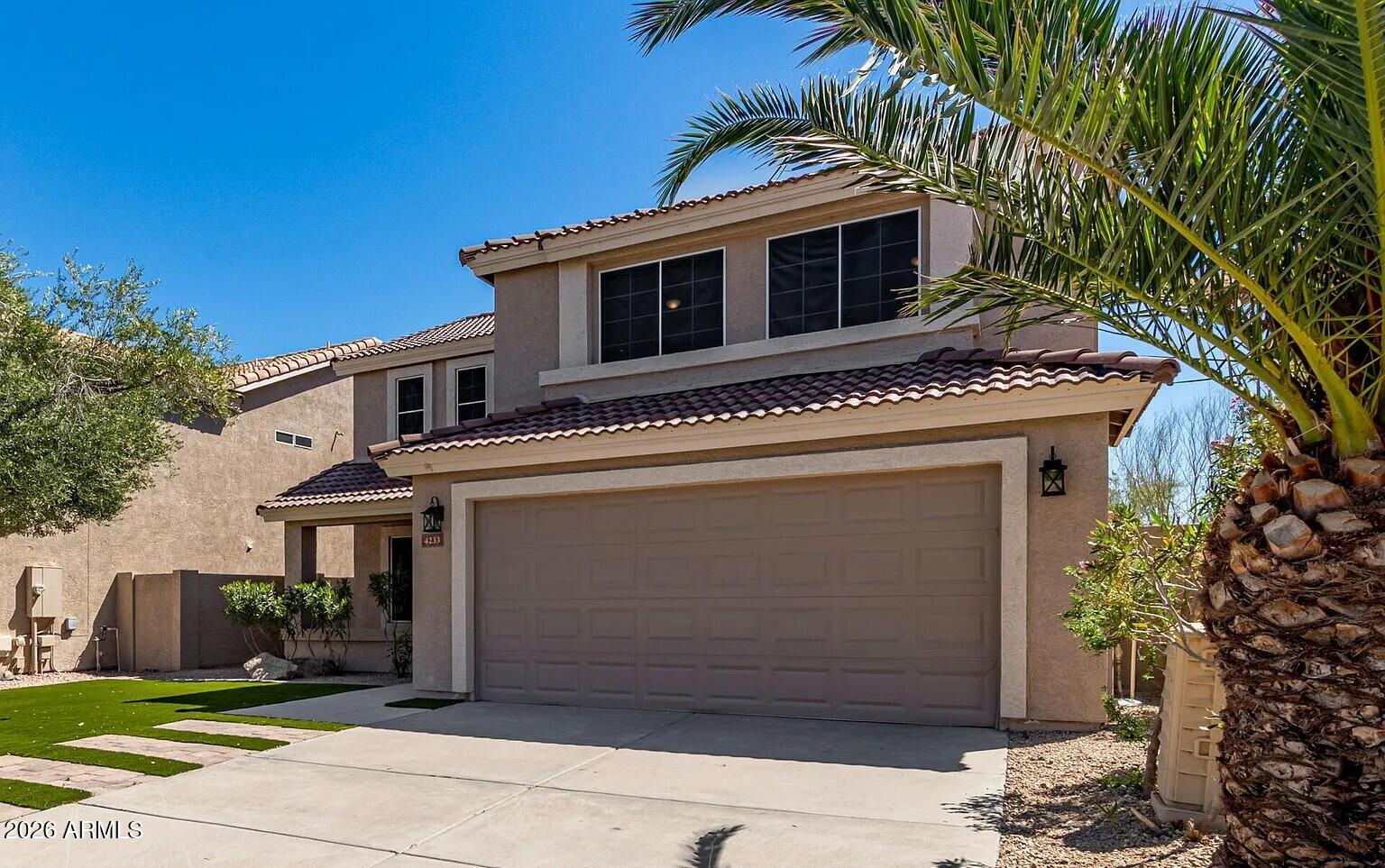 4233 East Raven Road Phoenix, AZ 85044 - Photo 2 of 48 1-2