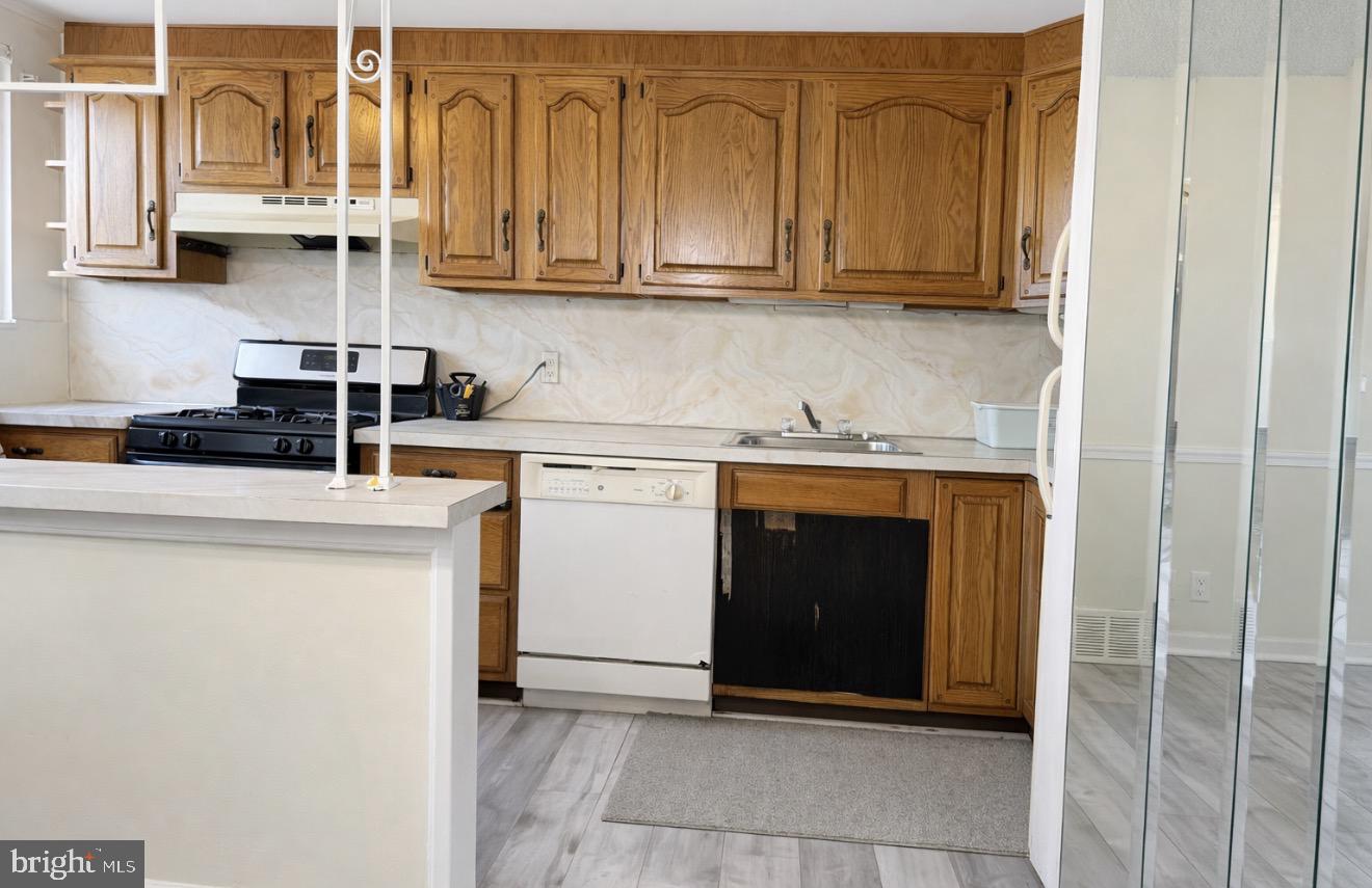 2135 McKinley Street Philadelphia, PA 19149 - Photo 6 of 15