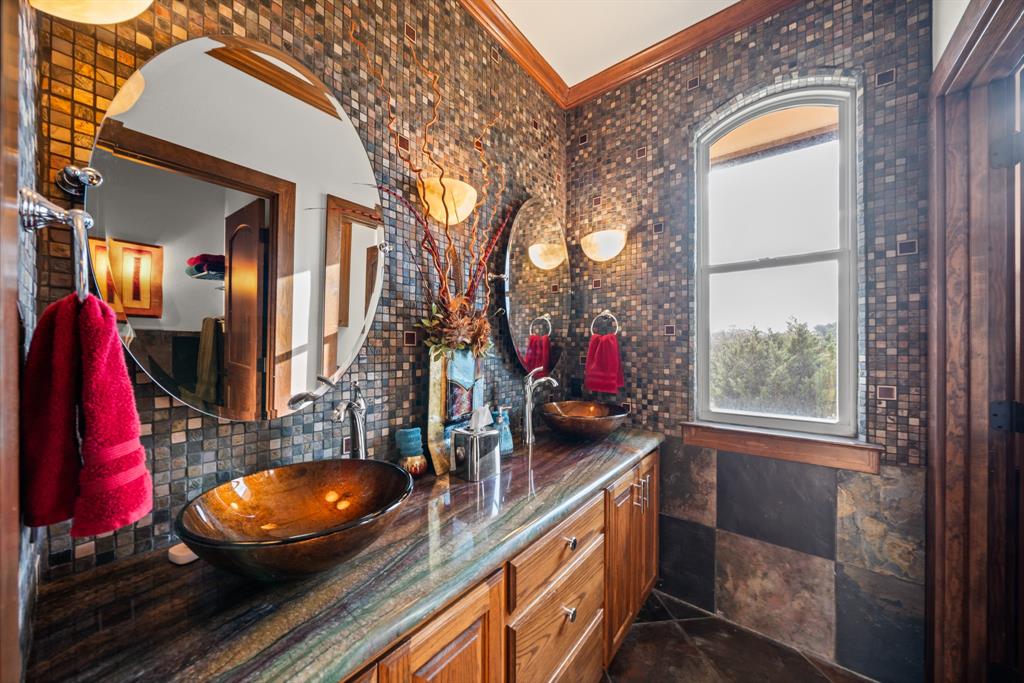 1252 Briar Court Whitney, TX 76692 - Photo 25 of 36