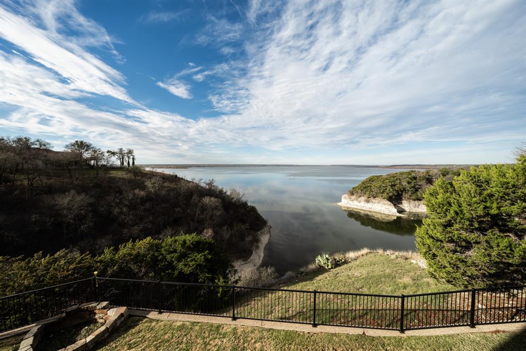 1252 Briar Court Whitney, TX 76692 - Photo 3 of 36 a view of a garden