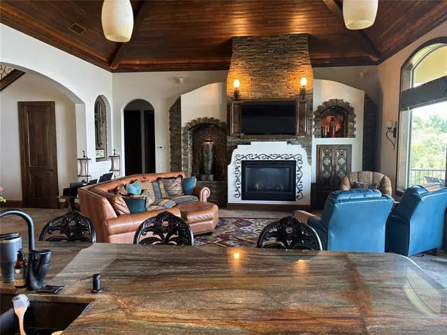 $1,195,199 | 1252 Briar Court, Whitney, TX 76692