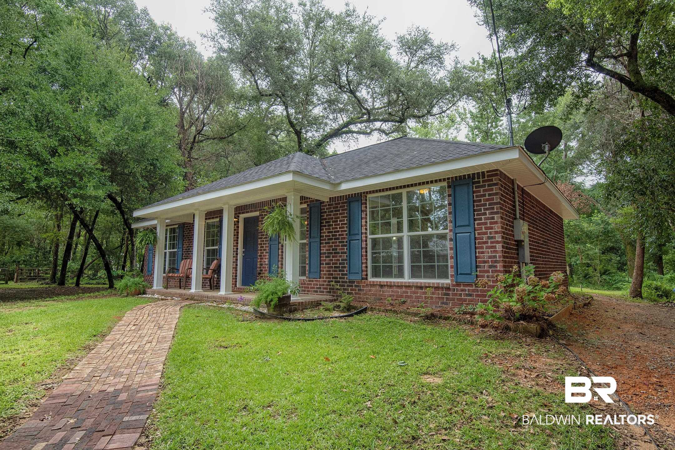6304 Henshaw Road Fairhope, AL 36532 - Photo 2 of 35