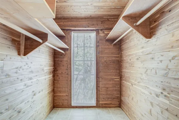 $3,250 | 909 Bomar Street, Houston, TX 77006