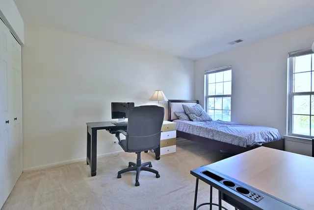 $329,000 | 509 Aberdeen Lane, Unit C, Prospect Heights, IL 60070