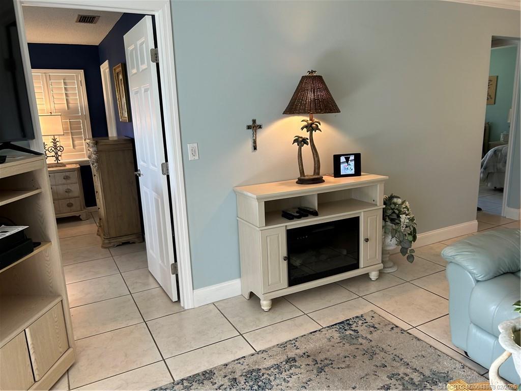 1907 Southwest Palm City Road, Unit 4E Stuart, FL 34994 - Photo 12 of 48 Gallery Image 12