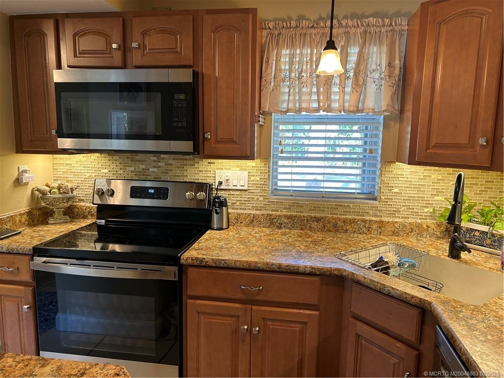 1907 Southwest Palm City Road, Unit 4E Stuart, FL 34994 - Photo 14 of 48 Gallery Image 14