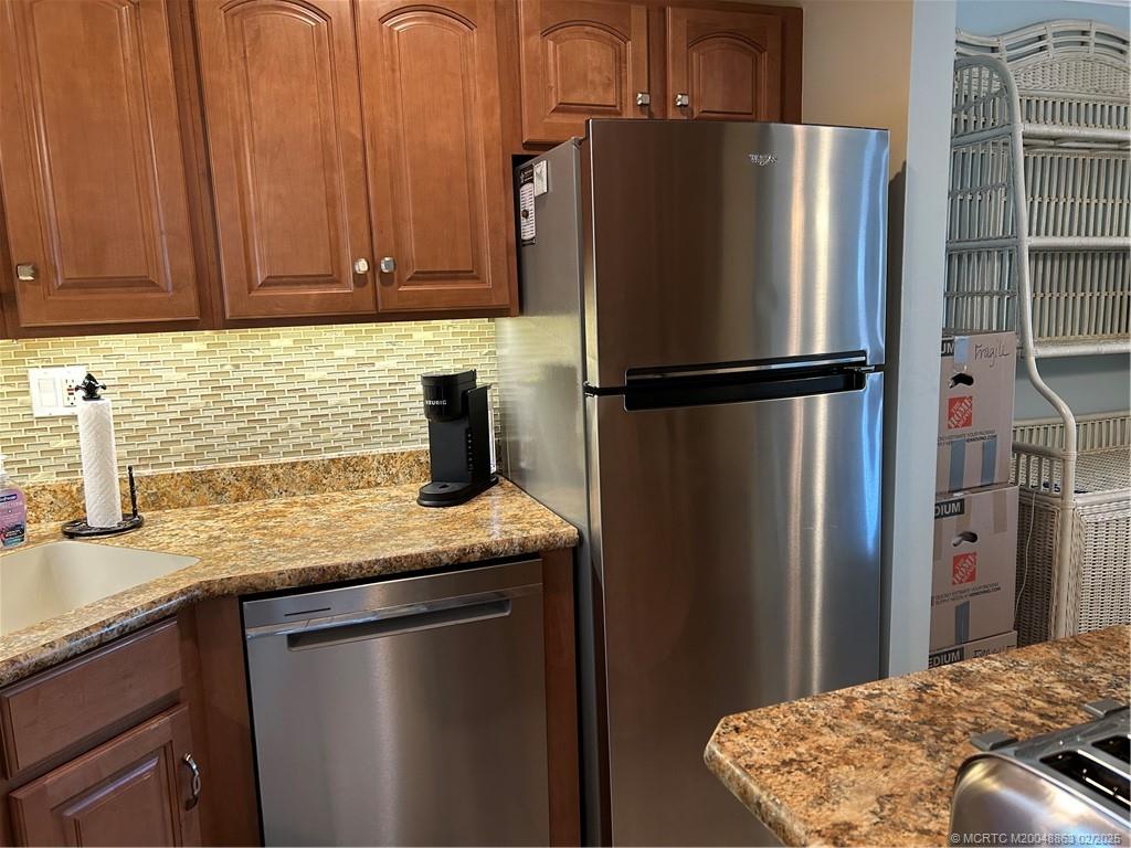 1907 Southwest Palm City Road, Unit 4E Stuart, FL 34994 - Photo 16 of 48 Gallery Image 16