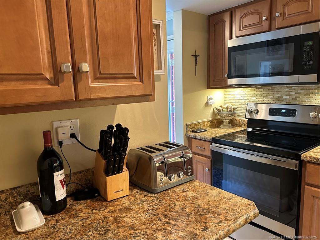 1907 Southwest Palm City Road, Unit 4E Stuart, FL 34994 - Photo 17 of 48 Gallery Image 17