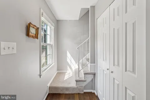 $519,500 | 7 Cornerwood Court, Gaithersburg, MD 20878