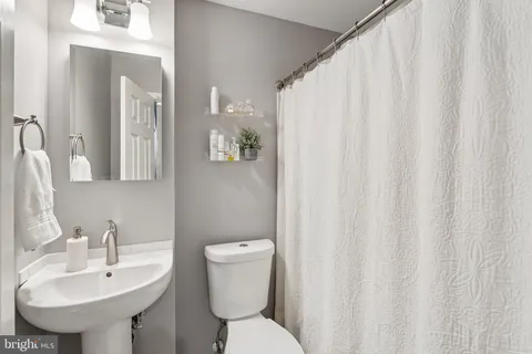 $519,500 | 7 Cornerwood Court, Gaithersburg, MD 20878