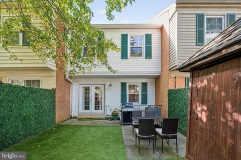 $519,500 | 7 Cornerwood Court, Gaithersburg, MD 20878