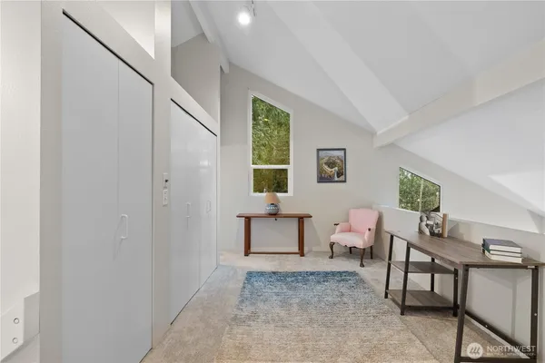 $1,000,000 | 9238 50th Place West, Mukilteo, WA 98275