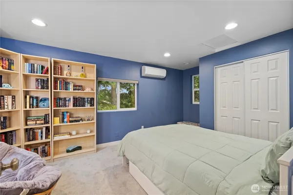 $1,000,000 | 9238 50th Place West, Mukilteo, WA 98275