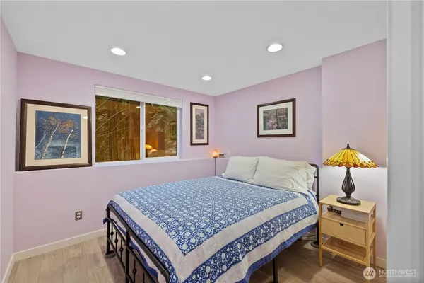 $1,000,000 | 9238 50th Place West, Mukilteo, WA 98275