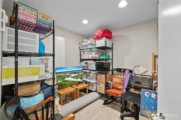 $1,000,000 | 9238 50th Place West, Mukilteo, WA 98275