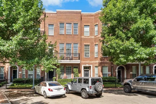 $450,000 | 15743 Spectrum Drive, Unit 88, Addison, TX 75001