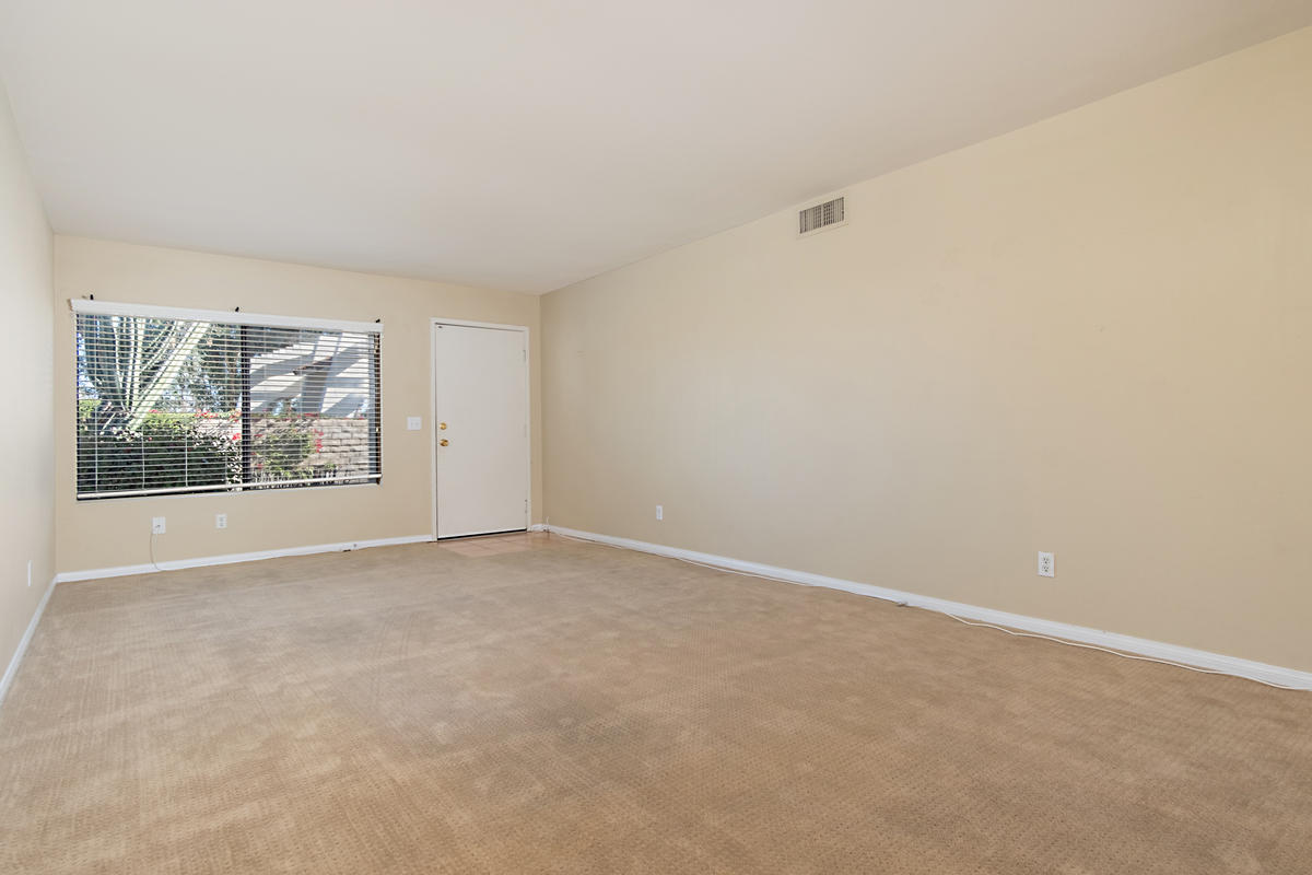 35984 Novio Court Rancho Mirage, CA 92270 - Photo 7 of 31 7_9651122_118236_BPO-118236-107