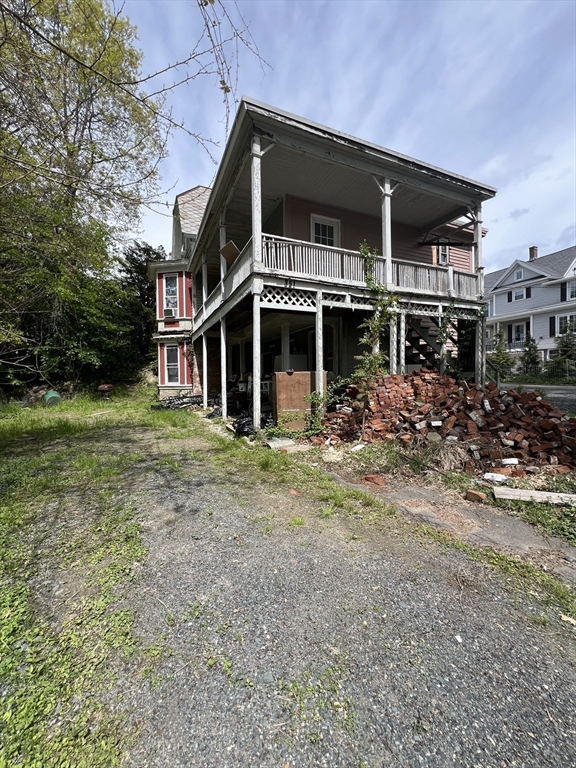 351 Bridge Street Northampton, MA 01060 - Photo 6 of 29