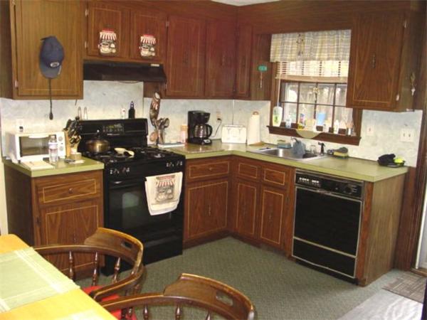 86 South Harbor Road Townsend, MA 01469 - Photo 4 of 11