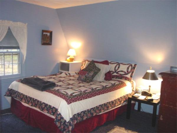 86 South Harbor Road Townsend, MA 01469 - Photo 10 of 11