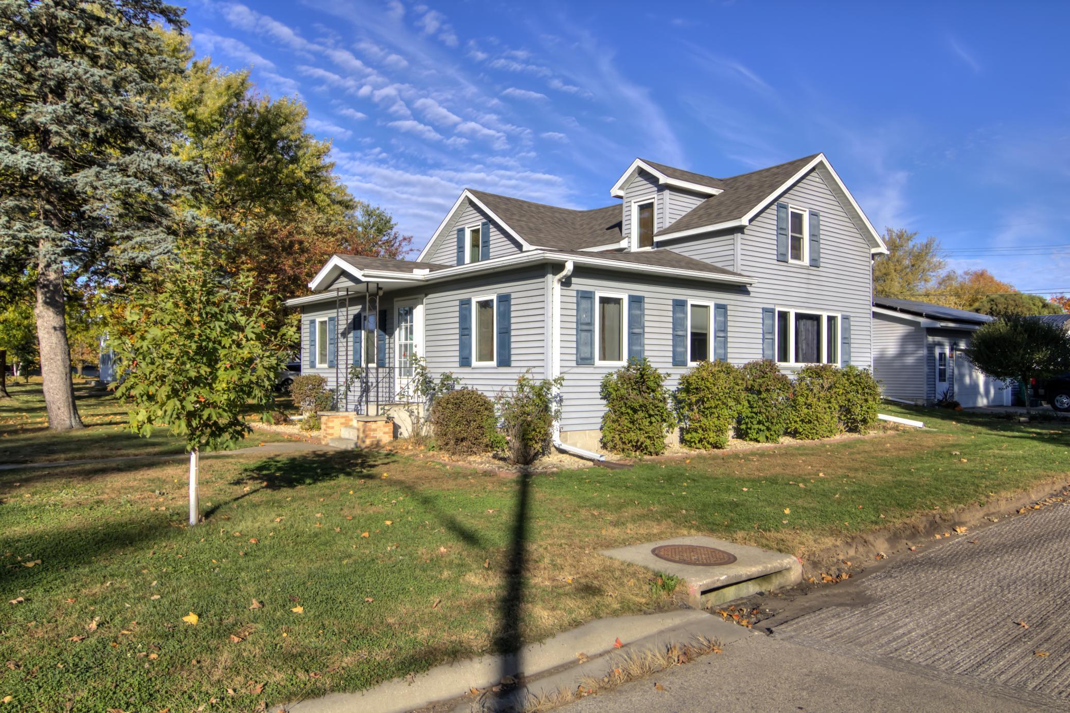 724 Washington Avenue Wabasha, MN 55981 - Photo 4 of 30