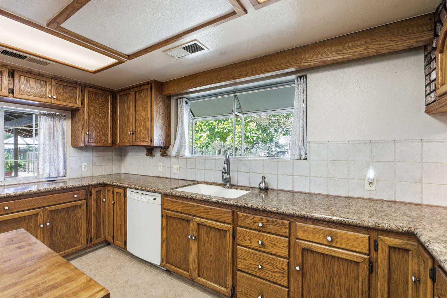 7176 East Butler Avenue Fresno, CA 93737 - Photo 18 of 76