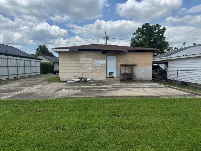 $80,000 | 127 5th Street, Bridge City, LA 70094
