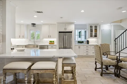 $1,250,000 | 7910 Del Monte Drive, Houston, TX 77063