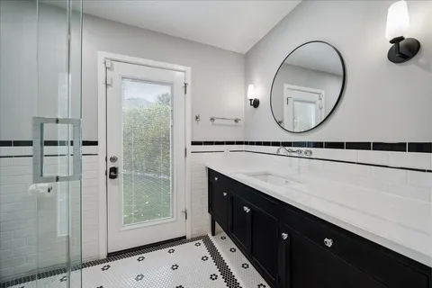 $1,250,000 | 7910 Del Monte Drive, Houston, TX 77063