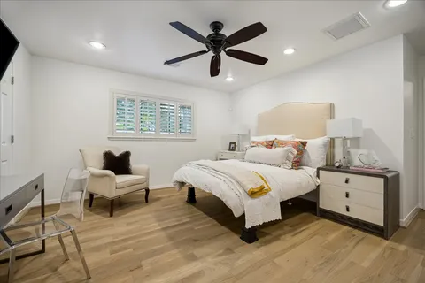 $1,250,000 | 7910 Del Monte Drive, Houston, TX 77063