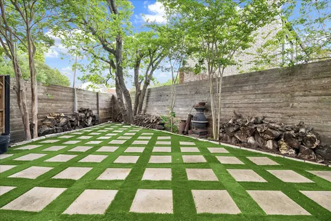 $1,250,000 | 7910 Del Monte Drive, Houston, TX 77063